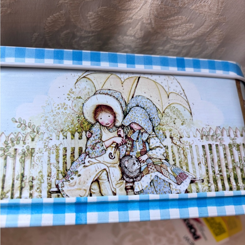 Holly hobbie vintage lunch box still with a tag - Picture 6 of 8